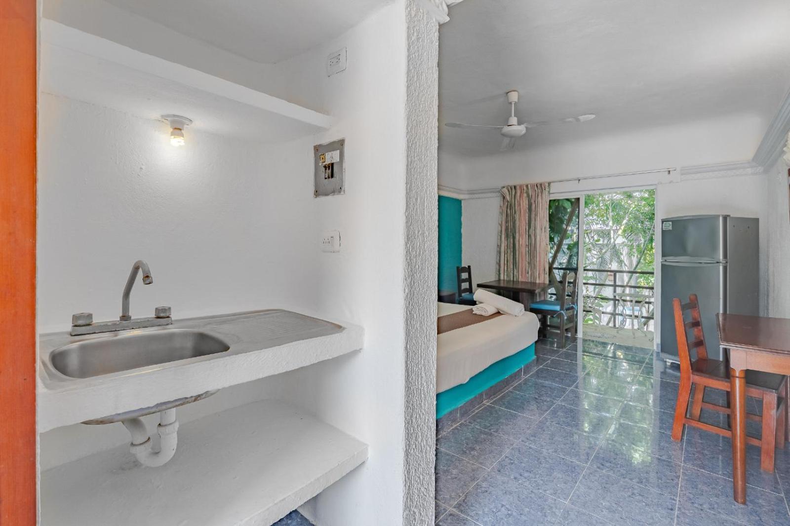 Mayan Art Hotel 10 Avenue 普拉亚卡门 外观 照片